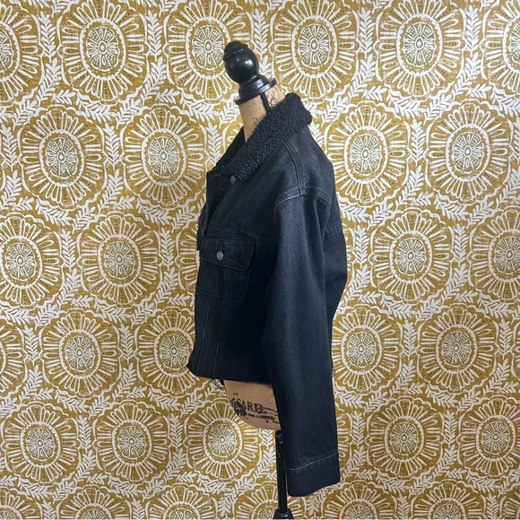 Abercrombie & Fitch Sherpa Collar Cropped Denim Jacket in Black Sz M - Picture 8 of 11